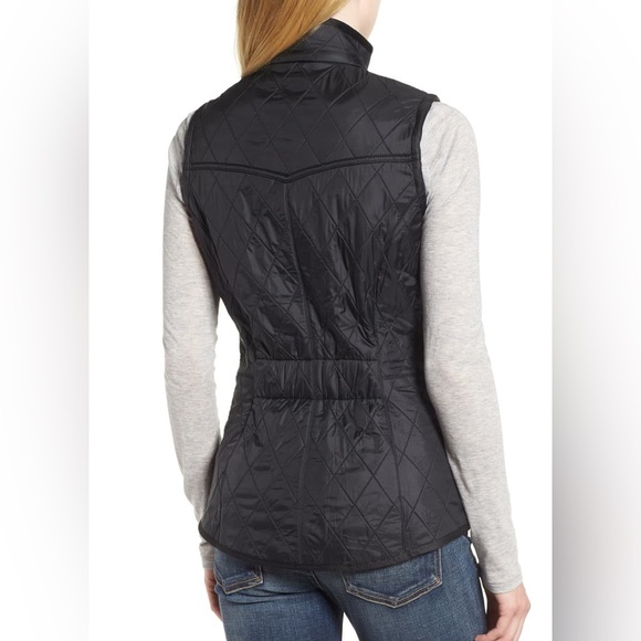 Barbour Cavalry Gilet in Black - Picture 2 of 11